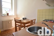 Pronájem bytu 1+1, 50m2 - Karlovy Vary, cena 7000 CZK / objekt / měsíc, nabízí 