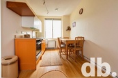 Prodej byty 2+1, 60 m2 - Karlovy Vary - Dvory - K.Kučery, cena 2150000 CZK / objekt, nabízí 